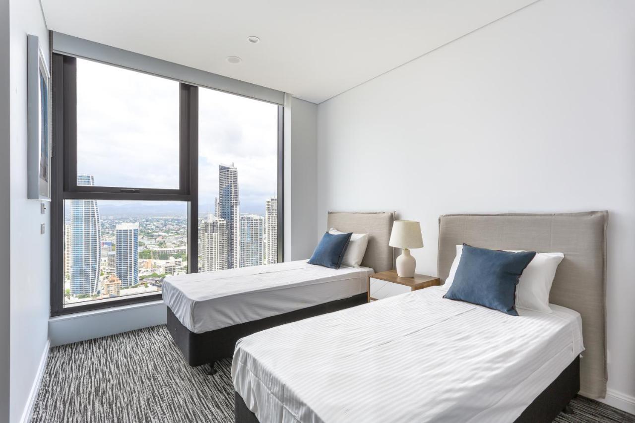 Sea View Beachfront Apartment In Surfers Gold Coast Exterior photo